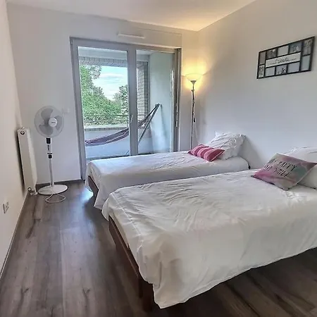 Apartment Superbe Avec 2 Balcons - Vue Sur La Cathedrale Environ 15 Min En Tram Strasbourg