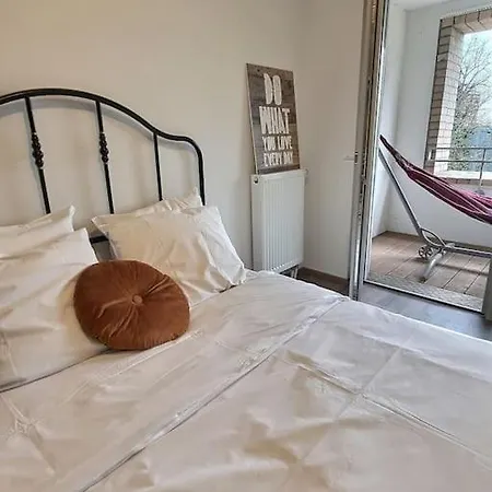 Apartamento Superbe Avec 2 Balcons - Vue Sur La Cathedrale Environ 15 Min En Tram Estrasburgo